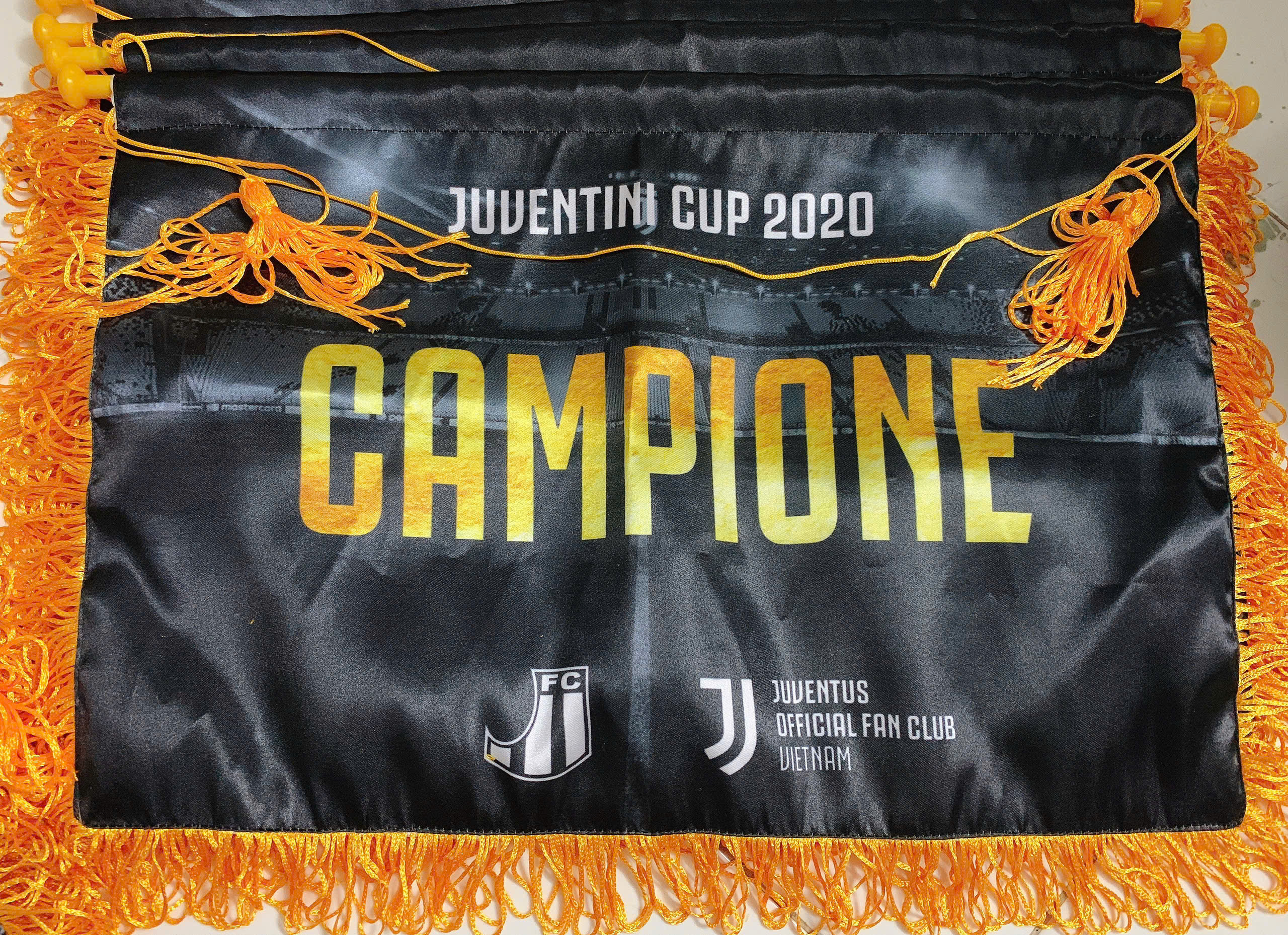 Cờ lưu niệm chữ nhật